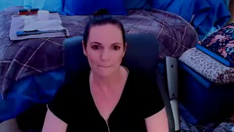 Nina Jaymes online show from July 6, 7:05 pm