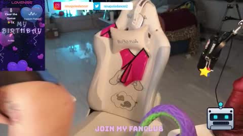 Nina online show from March 16, 7:29 pm