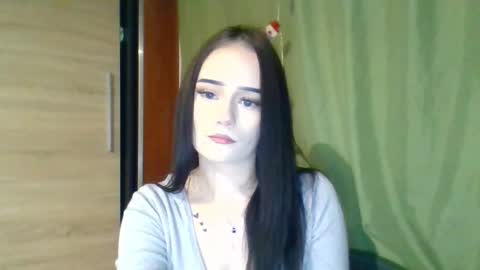 Nina online show from January 13, 9:20 pm