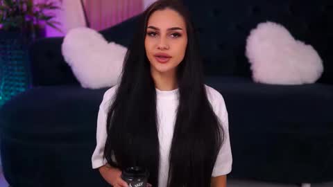 Ninna online show from November 23, 7:35 pm