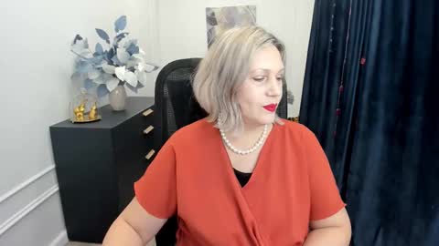 ninastarle online show from November 22, 5:06 am