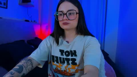 ninavolkov online show from September 15, 10:54 pm