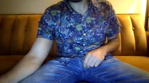 nineinchthicky online show from September 15, 1:27 am