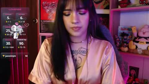 Ninfa  online show from February 18, 11:55 pm