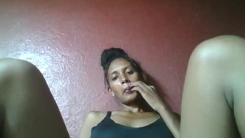 Snapshot of ninie246746 chatting on February 9, 5:54 pm ninie246746 online show from February 9, 5:54 pm