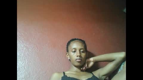 Snapshot of ninie246746 chatting on February 16, 1:27 pm ninie246746 online show from February 16, 1:27 pm