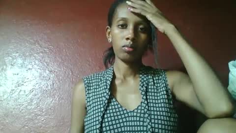 Snapshot of ninie246746 chatting on February 19, 2:01 pm ninie246746 online show from February 19, 2:01 pm