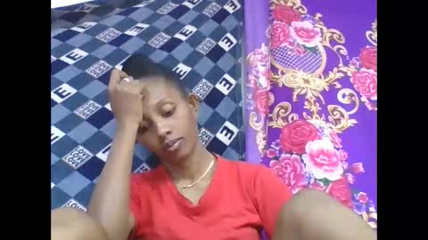 ninie246746 online show from April 29, 5:33 am