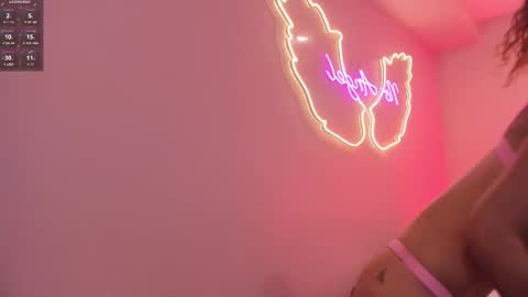 Ninna  online show from October 2, 4:03 pm