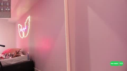 Ninna  online show from October 22, 4:29 pm