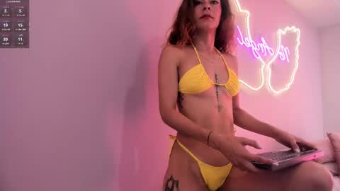 Ninna  online show from November 11, 4:18 pm