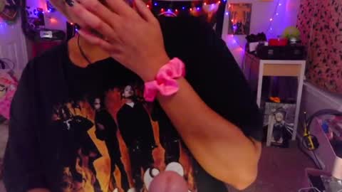 kiwi online show from September 27, 8:30 am