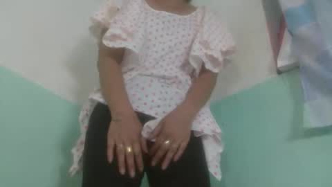 nirisouh online show from October 17, 6:38 am