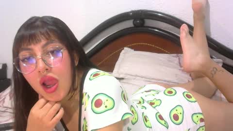 Daph J online show from March 7, 8:00 pm