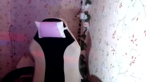 Snapshot of nitchiefucker chatting on September 10, 4:12 am Nadz online show from September 10, 4:12 am