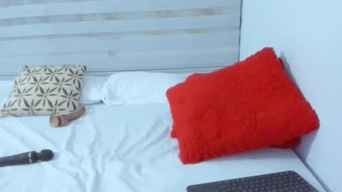 Nitha Gonzalez online show from December 9, 11:24 pm