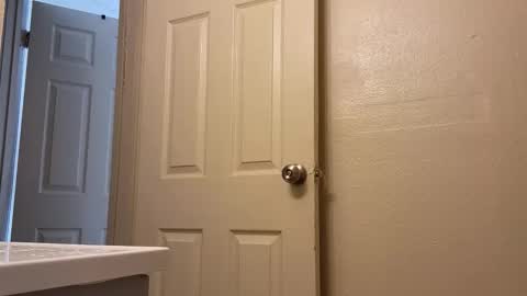 Snapshot of niyo1996 chatting on February 22, 9:35 pm niyo1996 online show from February 22, 9:35 pm