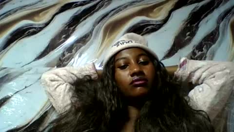 njaras online show from June 15, 6:32 pm