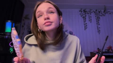 Tears Lora online show from December 13, 1:15 am