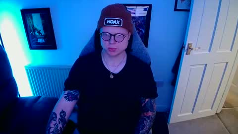 Snapshot of nlrb93 chatting on January 19, 7:37 pm BNate93 online show from January 19, 7:37 pm