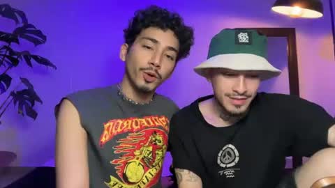 Snapshot of noah_and_steven chatting on June 21, 3:14 pm noah_and_steven online show from June 21, 3:14 pm