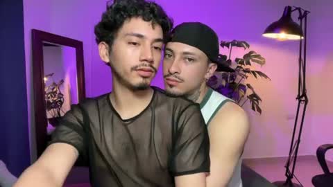 Snapshot of noah_and_steven chatting on June 26, 4:11 pm noah_and_steven online show from June 26, 4:11 pm