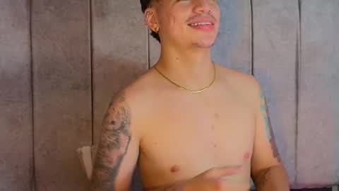 NOAH  online show from February 10, 1:24 am