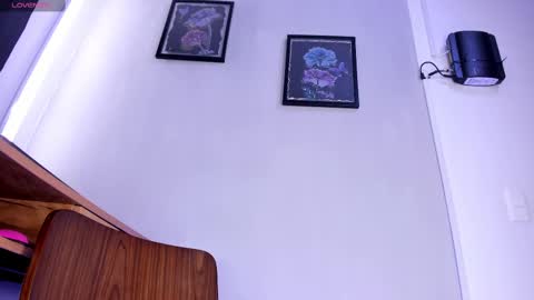 noah_devil_ online show from November 12, 2:34 am