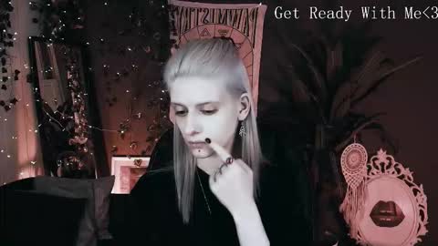 Snapshot of noah_elmer chatting on February 2, 1:21 pm REAL name LiaDM are always open online show from February 2, 1:21 pm