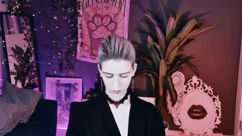 Snapshot of noah_elmer chatting on March 23, 1:48 pm REAL name LiaDM are always open online show from March 23, 1:48 pm