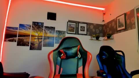 noah_flynn1 online show from October 30, 4:47 am