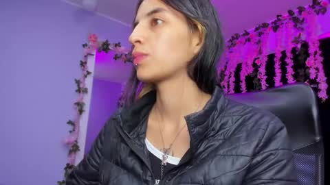 Snapshot of noah_johns chatting on March 3, 12:44 pm Noah johns online show from March 3, 12:44 pm