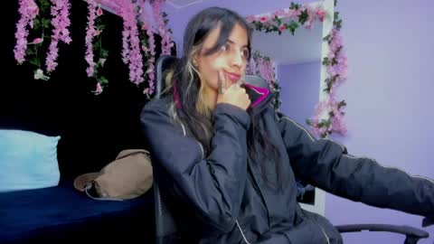 Noah johns online show from April 8, 1:11 pm