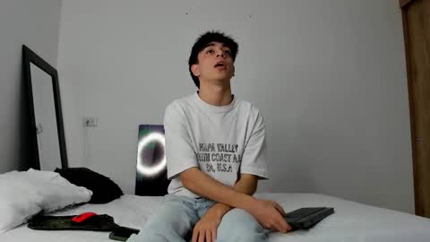 Noah online show from September 11, 8:53 pm