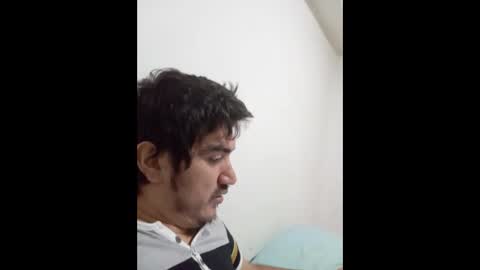 noah_meyer_ online show from November 24, 11:21 am