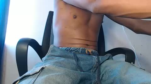 Snapshot of noah_miller7 chatting on March 9, 9:14 pm Noah Millers online show from March 9, 9:14 pm