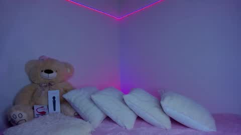 Noah online show from November 18, 5:39 pm