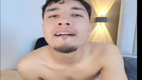 noah online show from April 12, 9:20 pm