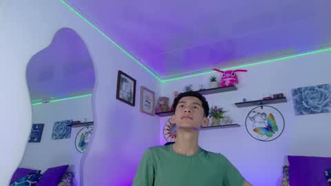 noah tyler  online show from October 20, 6:30 pm