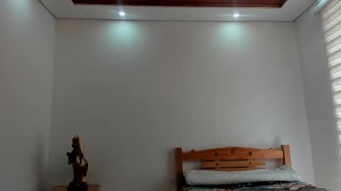 LIAM- noah online show from October 14, 1:12 pm