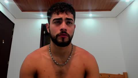 LIAM- noah online show from October 30, 1:12 pm