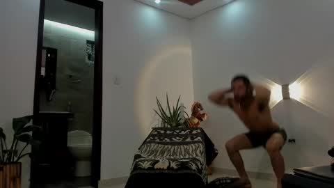 LIAM- noah online show from April 9, 1:16 pm