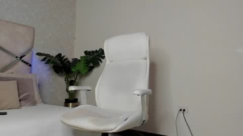 Noah online show from January 20, 11:45 am