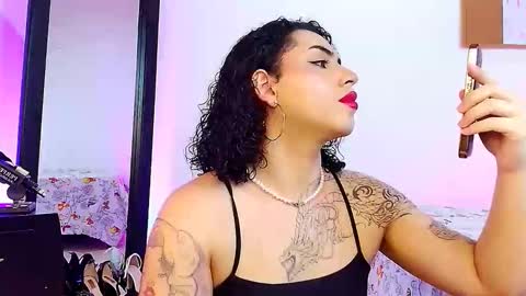 Snapshot of noahmonroe_11 chatting on November 16, 6:24 pm noahmonroe_11 online show from November 16, 6:24 pm