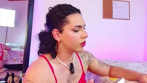 Snapshot of noahmonroe_11 chatting on November 28, 10:01 pm noahmonroe_11 online show from November 28, 10:01 pm