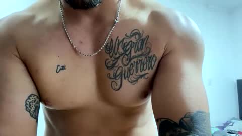 Snapshot of noahsexx98 chatting on November 2, 12:40 pm noahsexx98 online show from November 2, 12:40 pm