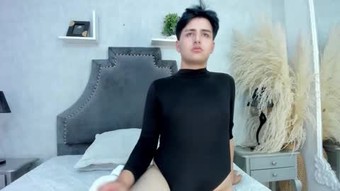 Noah online show from February 3, 5:05 am