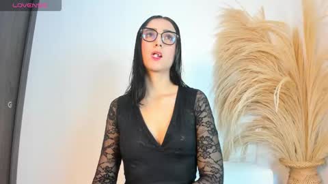 Noami Rose  online show from January 11, 11:32 pm