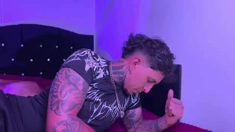 Jean Y Isa online show from February 27, 4:34 am