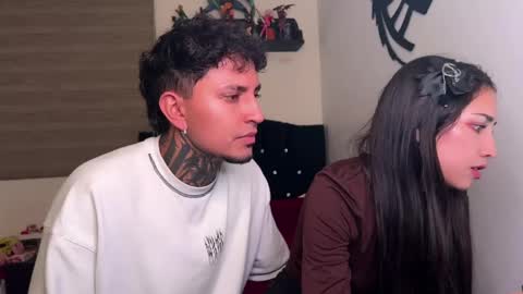 Jean Y Isa online show from May 6, 3:13 am